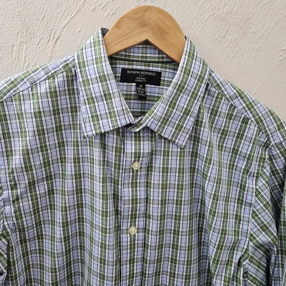 Banana Republic Mens Button Down Shirt Non Iron Medium 15-15.5‎ Green Blue Plaid